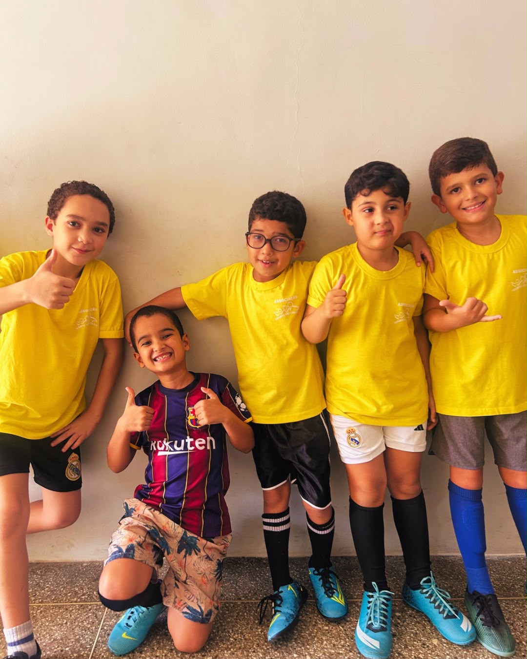 Crianças da ATC em atividade esportiva